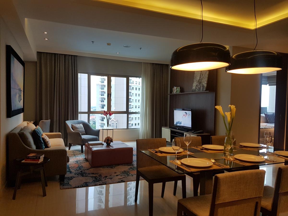 Ascott Waterplace Сурабая Экстерьер фото
